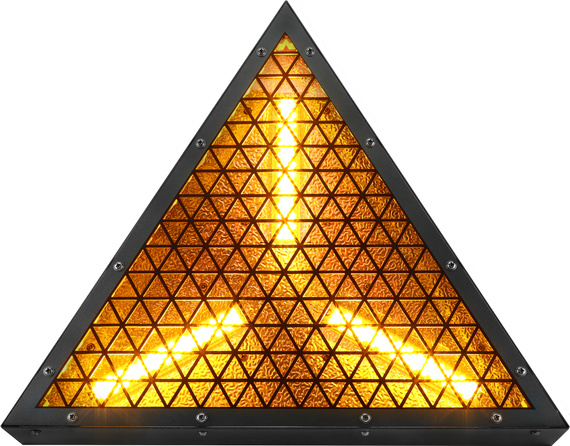 Fractal Lights Raytro Pyramid – efekt świetlny retro