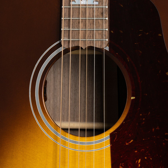 Gibson SJ-200 Studio Walnut Satin Walnut Burst gitara akustyczna