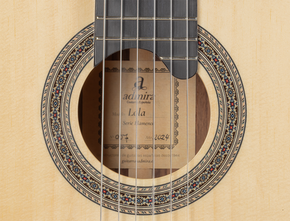 Admira Lola - gitara klasyczna flamenco
