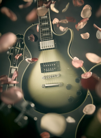 Gitara elektryczna Epiphone Adam Jones Les Paul Custom Art Collection: Julie Heffernan's "Study For Self Portrait with Rose Skirt and a Mouse"